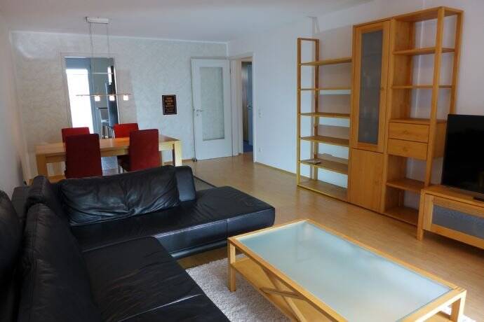 TerraSELECT: München-Südost – Unterbiberg | 2-Zi. | 70 m² | teilmöbliert | 30 m²-XL-Wohnhalle | XL-Dusche | Garten | TG-Stellplatz | Nähe S5/U5/S3, 85579 Neubiberg