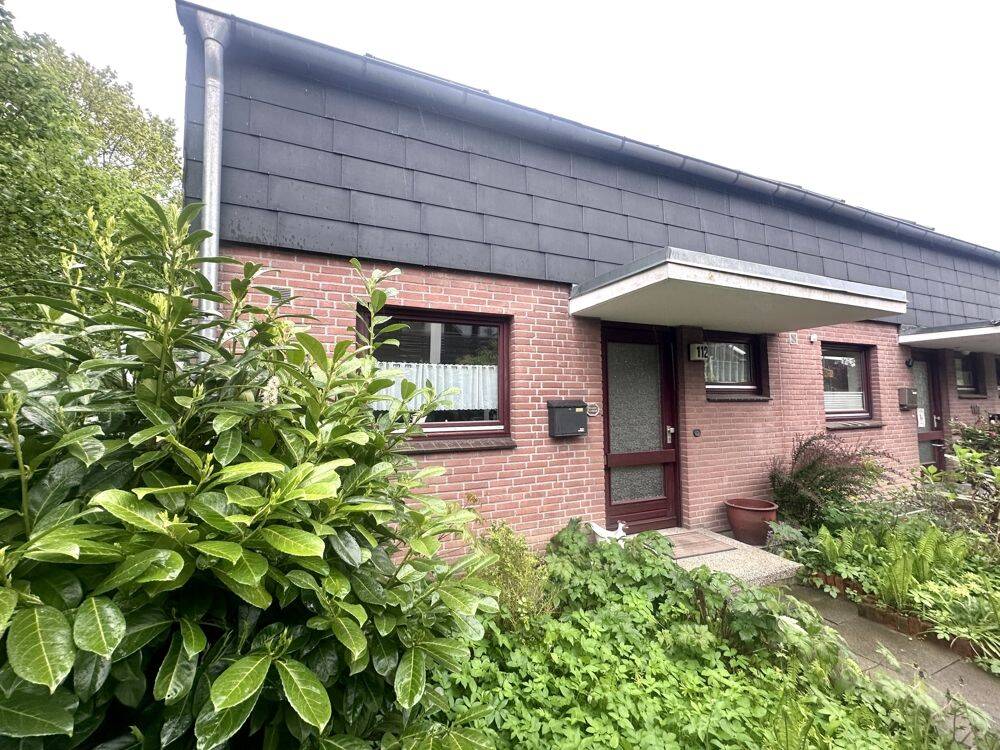 Interessantes Endreihenhaus mit Loggia und Einliegerwohnung, 23689 Ratekau