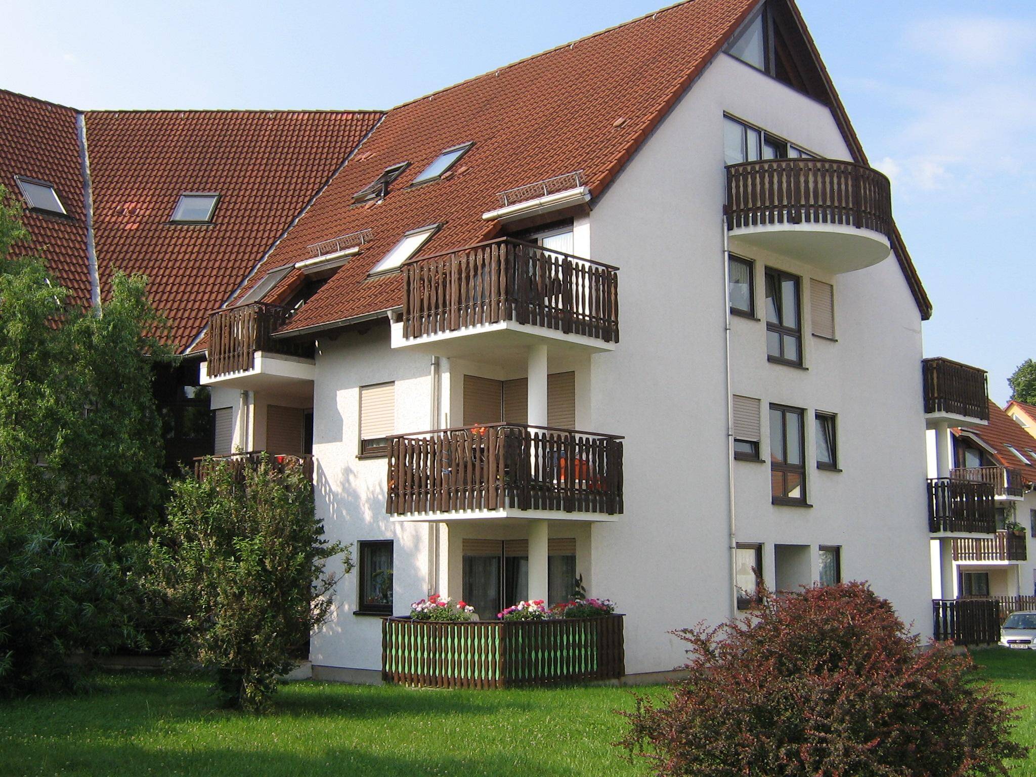 Hoch über dem Grün – vermieteter Wohlfühlraum im 1. Obergeschoss, 8371 Glauchau