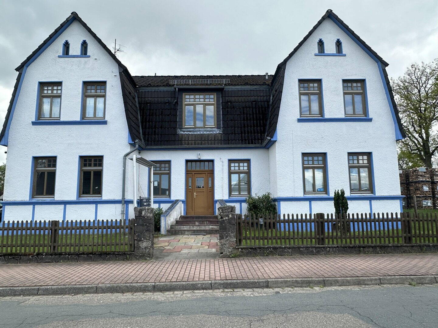 Renditestarkes Mehrfamilienhaus mit Ausbaupotential, 29556 Suderburg