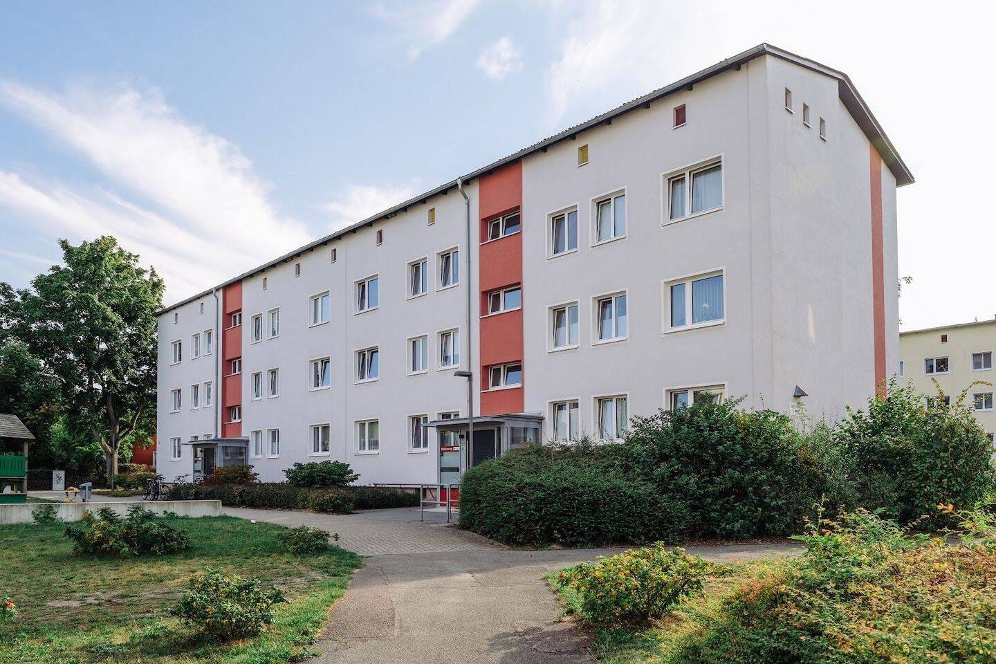 Charmante Wohnung mit Loggia // 2.OG links, 38446 Wolfsburg