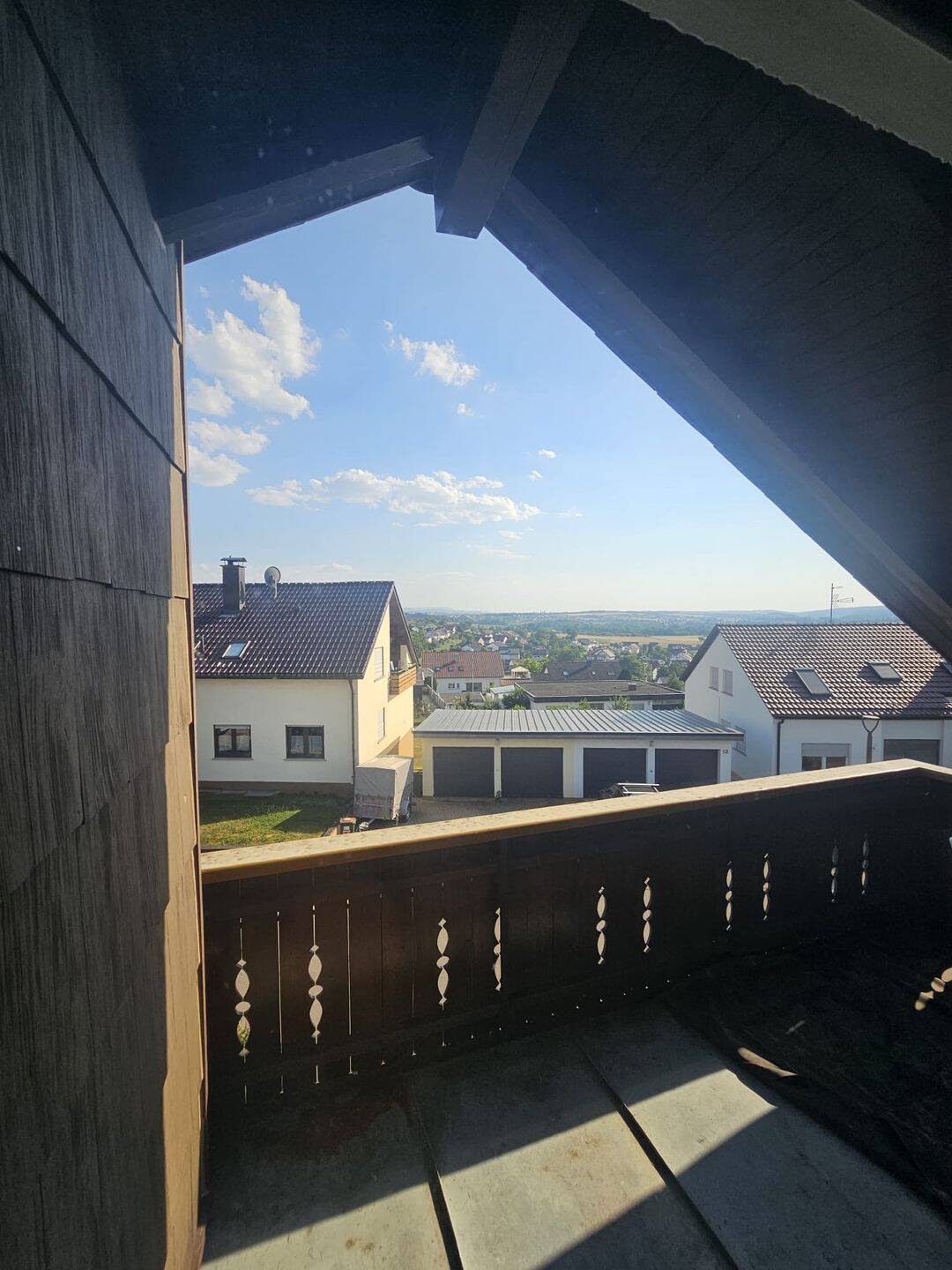 Wunderschöne renovierte 3 Zimmer Wohnung mit Gartenanteil, 72766 Reutlingen