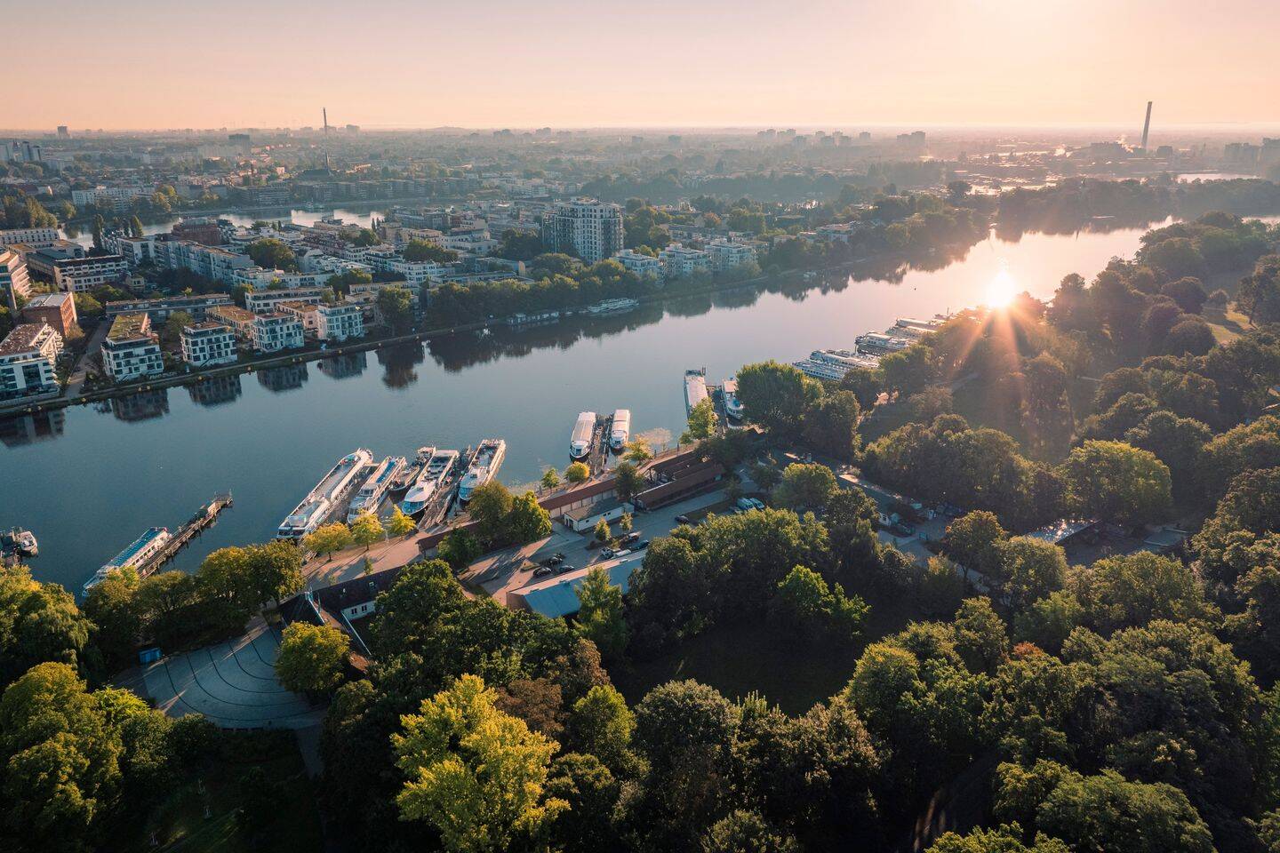 Ein Zuhause für Generationen – exklusives Ensemble auf der Halbinsel, 10245 Berlin (Friedrichshain-Kreuzberg Friedrichshain)