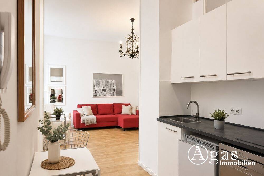 Charmante 2-Zimmer-Wohnung mit Balkon im Herzen von Berlin-Charlottenburg, 10627 Berlin (Charlottenburg-Wilmersdorf Charlottenburg)
