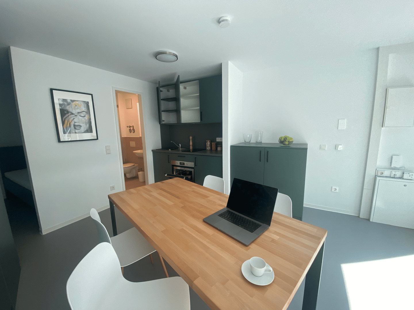 Möblierte Wohnung ideal für Studierende – rollstuhlgerecht|Suite Plus, 26122 Oldenburg (Oldb) (Eversten Innenstadt Wechloy)