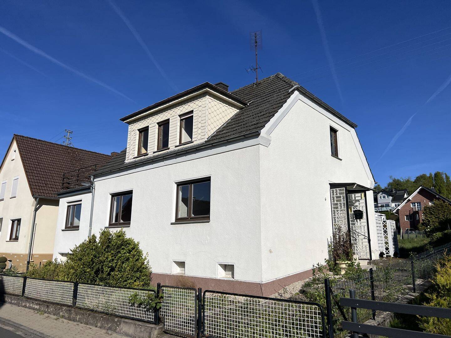 Ein Haus, das auf Ihre Ideen wartet, 65599 Dornburg