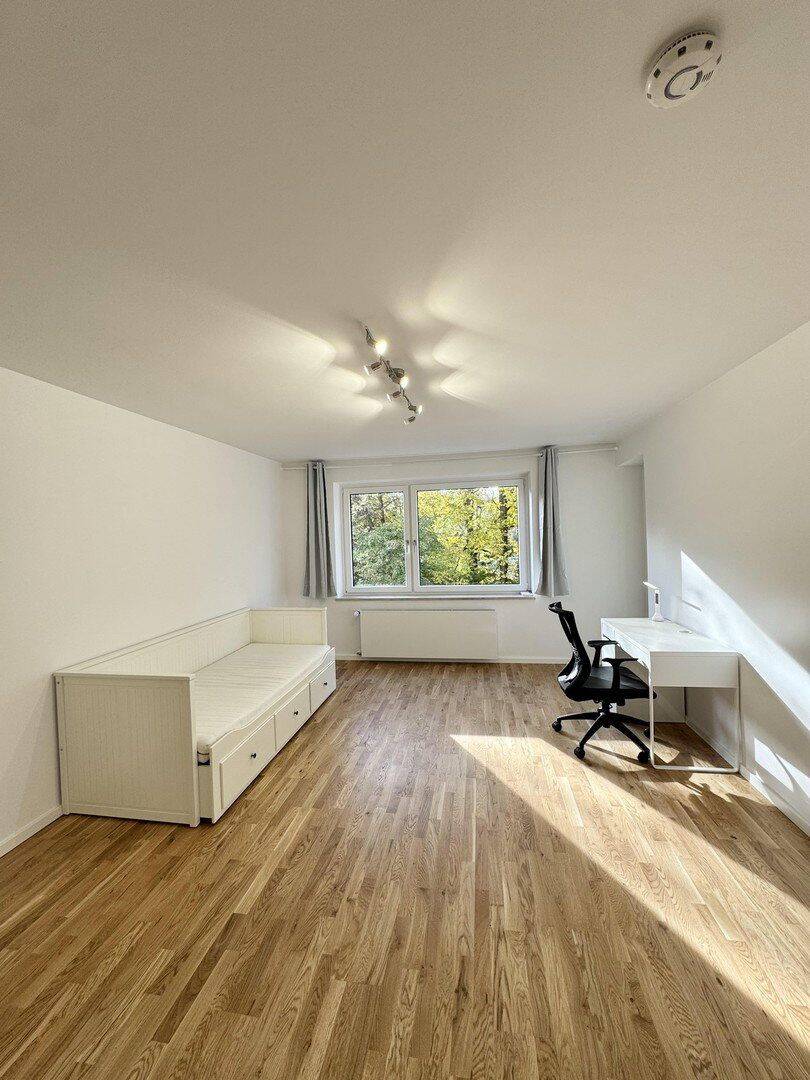 WG: Modisches & charmantes Zimmer Mitten in Schwabing, 80804 München (Schwabing-Freimann Schwabing-West)