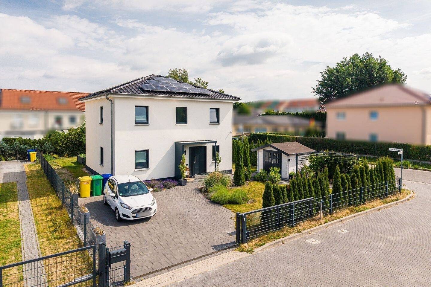 Energieeffizientes Traumhaus mit Wärmepumpe, PV-Anlage, Batteriespeicher und Notstrom – Ihr Stück Unabhängigkeit, 15834 Rangsdorf
