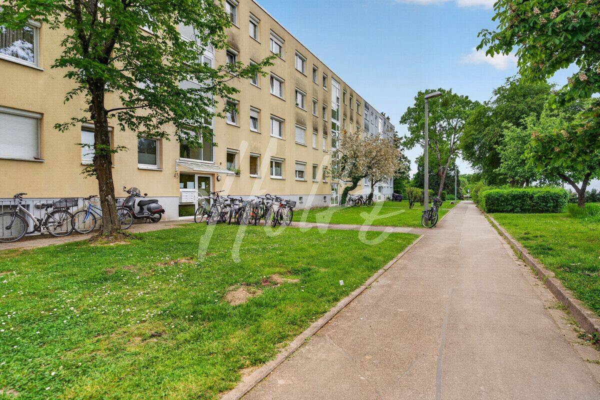 Kaufen und Einziehen – 3-Zi-Wohnung Bugginger Straße 45 in FR-Weingarten – einfach gut & günstig !!, 79114 Freiburg im Breisgau (Betzenhausen Haslach Sankt Georgen Stühlinger Weingarten)