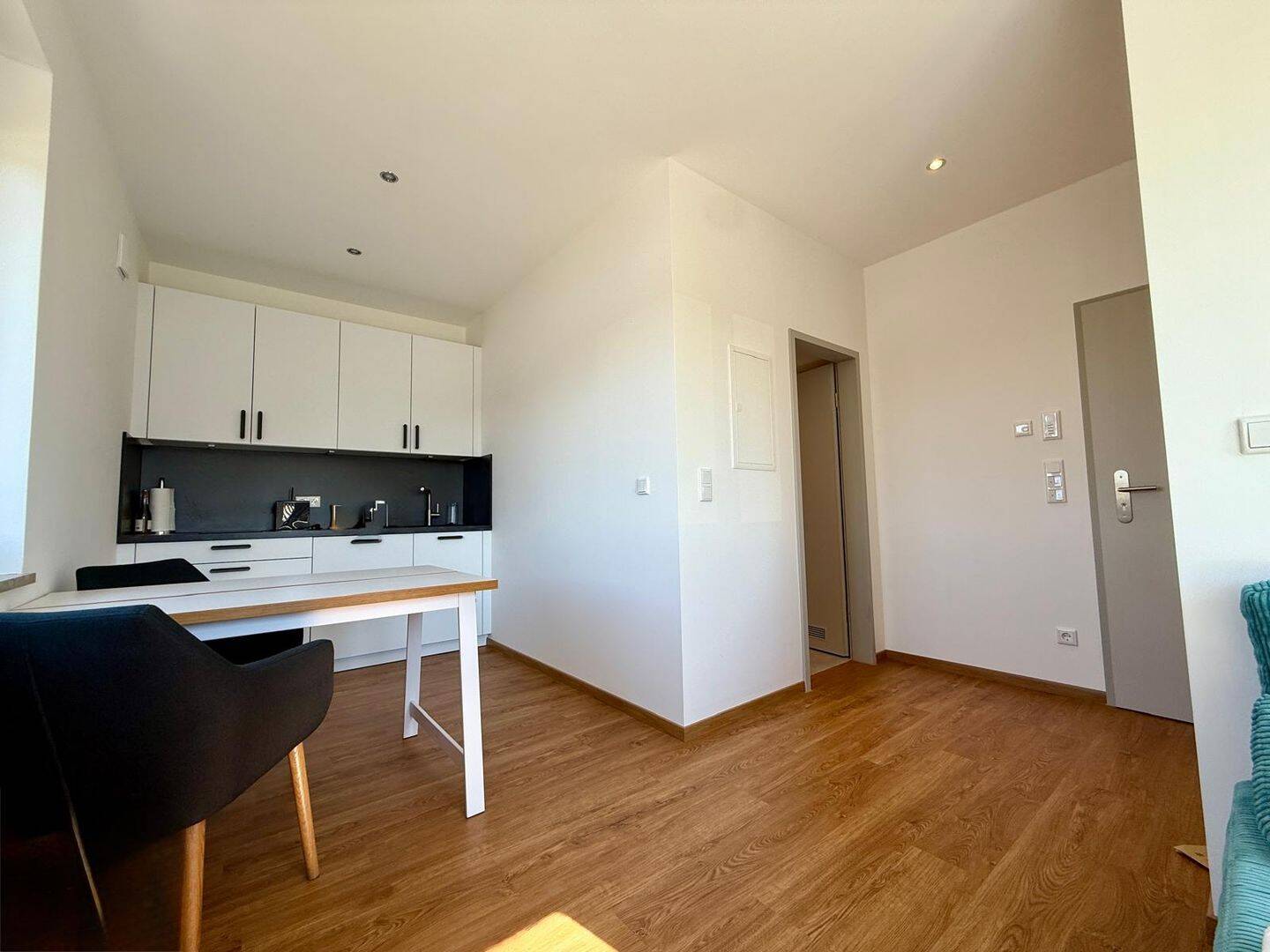 Ideal für Pendler ++ bahnhofsnah ++ 1-ZKB ca. 22,88 m² Wfl. (OG) in Pfaffenhofen ++ Außenstellplatz, 85276 Pfaffenhofen a.d. Ilm