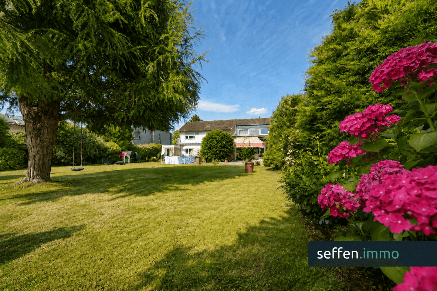 Einfamilienhaus (DHH) mit viel Potenzial und Traumgarten in familienfreundlicher Lage von Königsdorf, 50226 Frechen