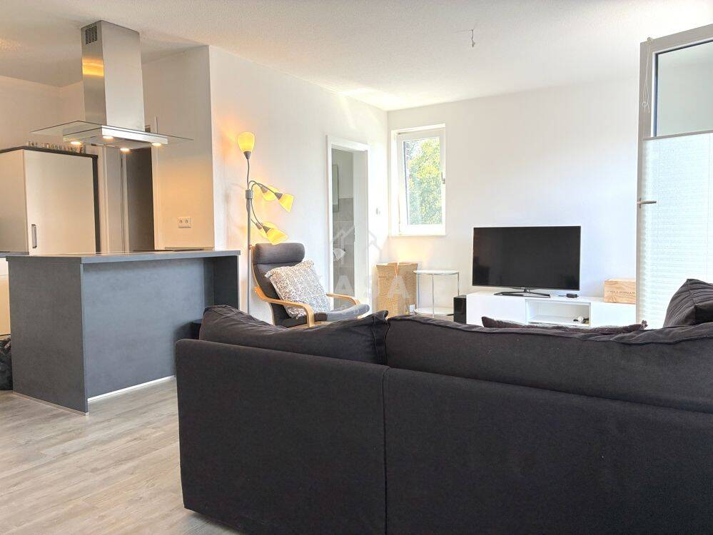 Moderne Wohnung über 2 Etagen mit großzügiger Dachterrasse und PKW-Stellplatz!, 26789 Leer (Ostfriesland)