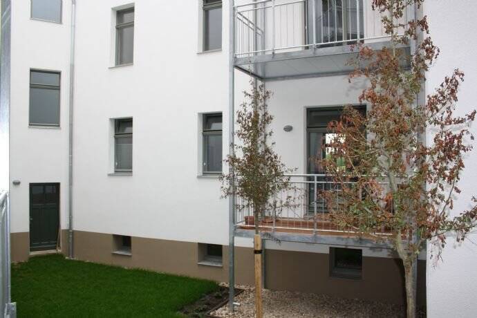 ZWEI-ZIMMER**BALKON**PAULUSVIERTEL**++Pkw-STELLPLATZ, 6114 Halle (Saale) (Am Wasserturm Giebichenstein Innenstadt Paulusviertel Trotha)