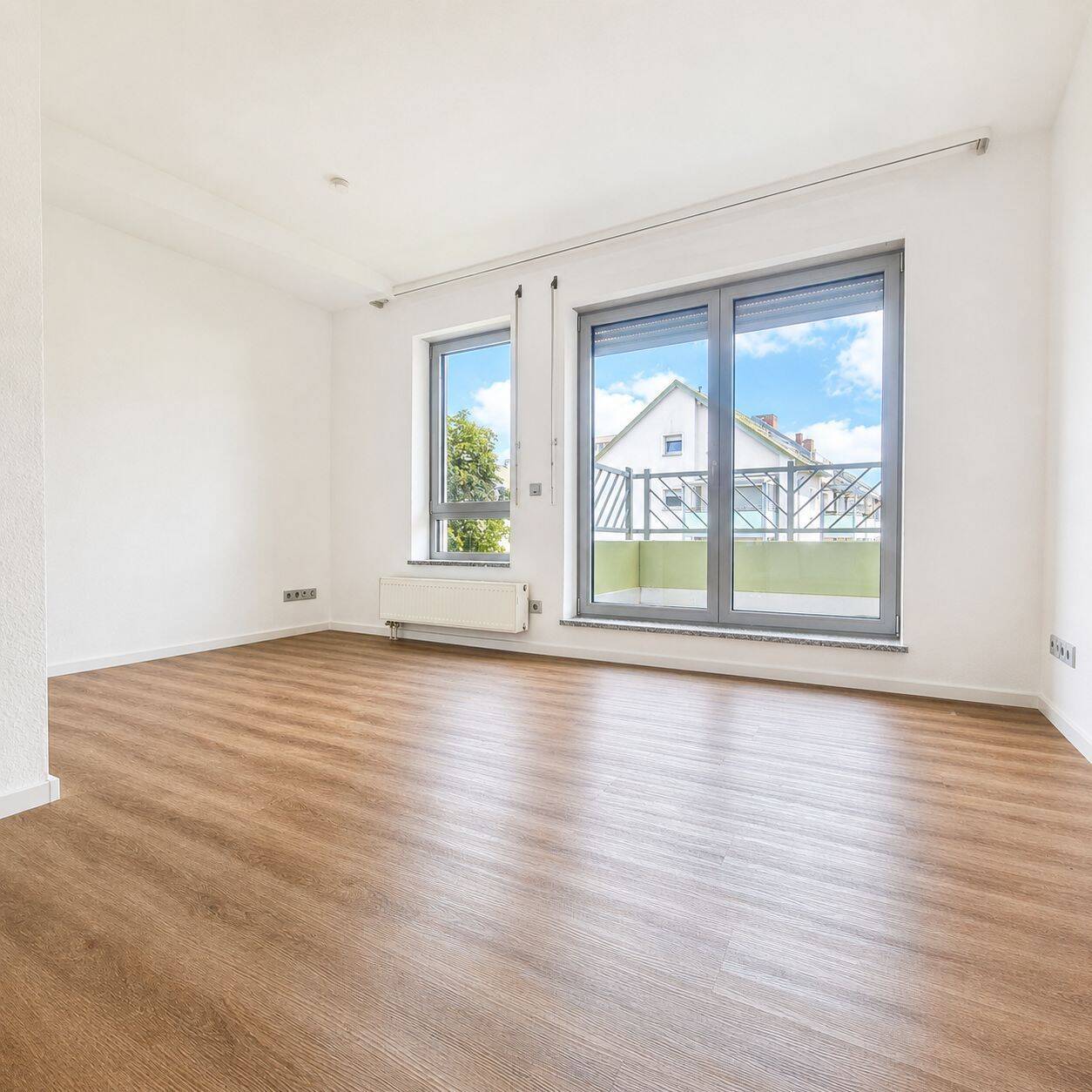 Schöne 2 Zimmer Wohnung in zentraler Lage von Alt-Saarbrücken, 66117 Saarbrücken