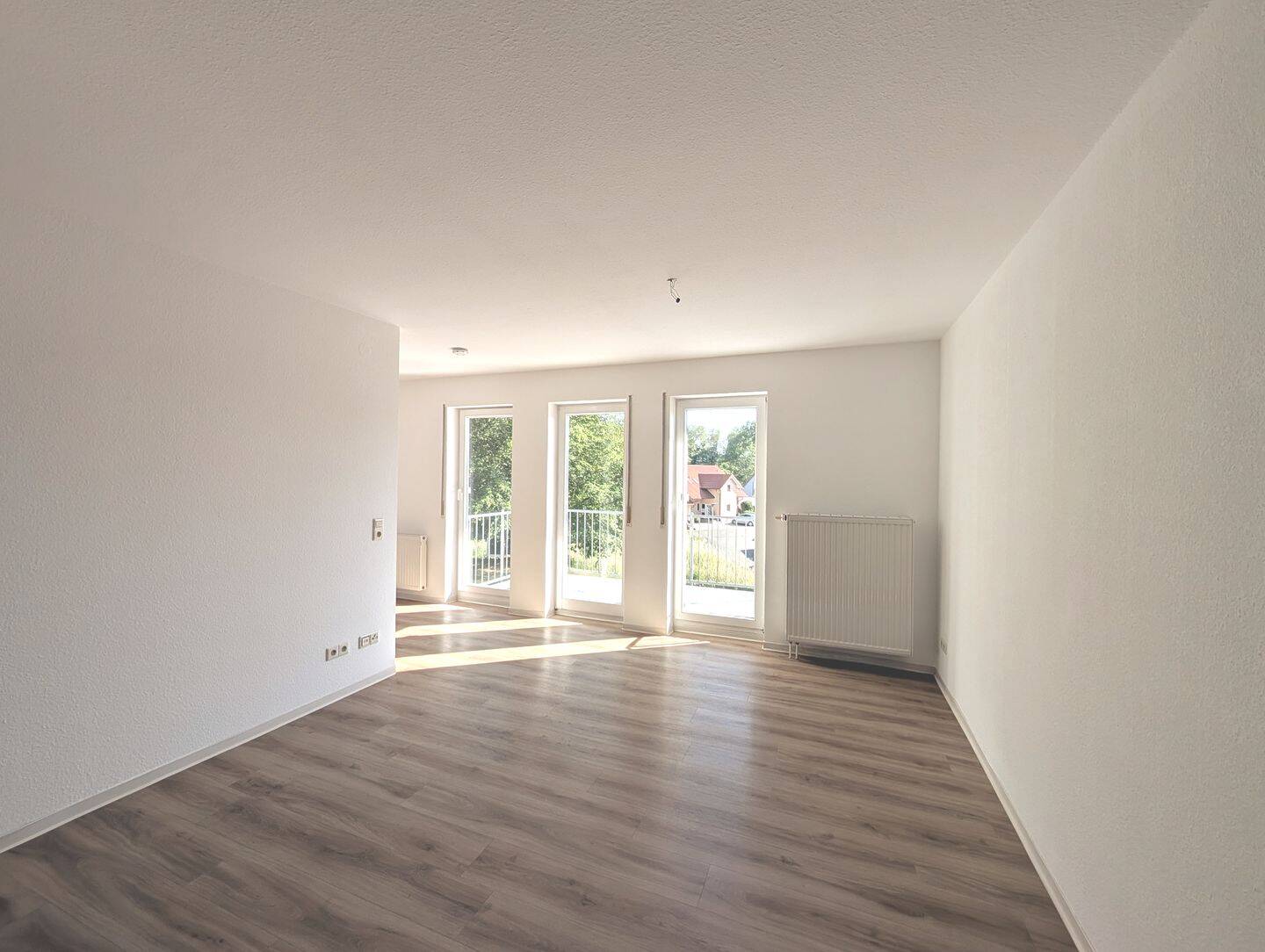 Gut geschnittene 1,5-Zimmer-Wohnung mit Balkon, neuer Küche und TG-Stellplatz in Hessental, 74523 Schwäbisch Hall