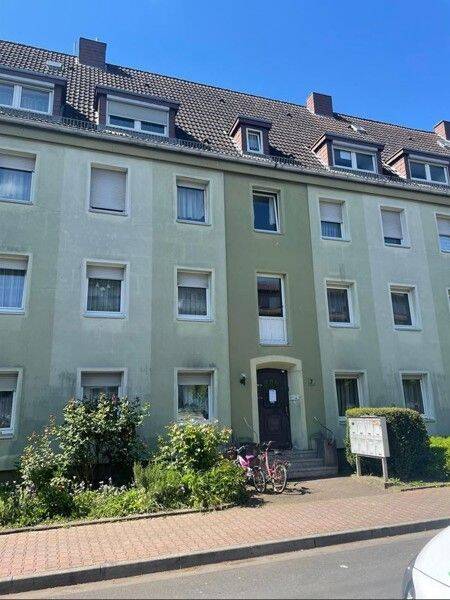 3-Zimmerwohnung mit Balkon, 65929 Frankfurt am Main (Höchst Schwanheim Unterliederbach)