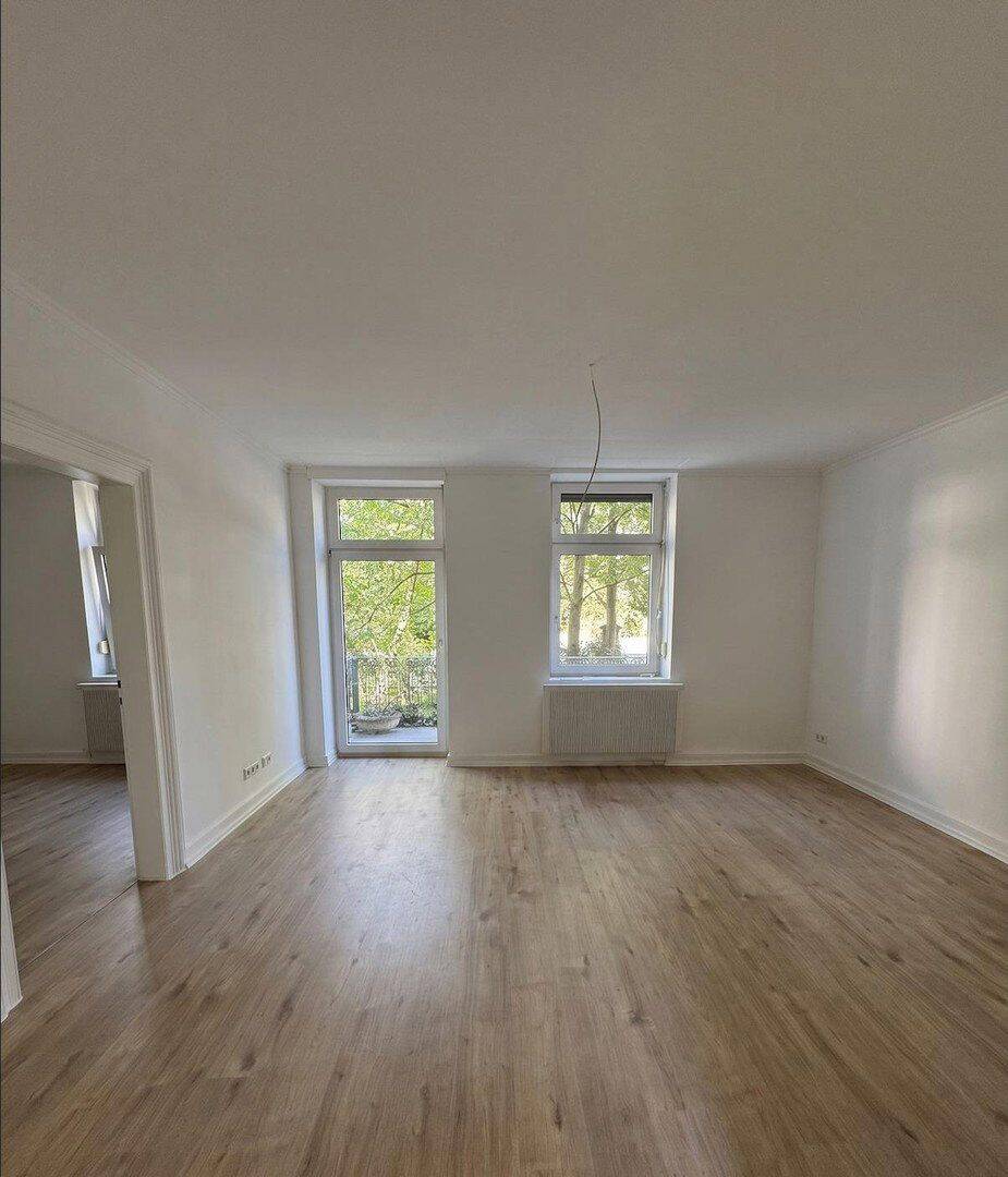 Hochwertig sanierte 3-Zimmer-Altbauwohnung mit EBK und Balkon in Bestlage des Johannesviertels, 64293 Darmstadt (Darmstadt)