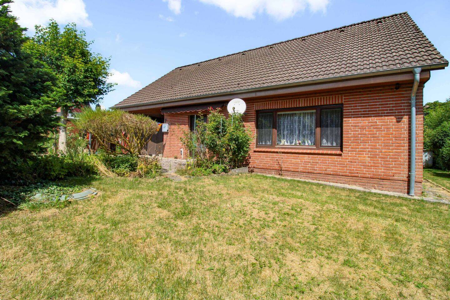 Charmanter Bungalow mit Ausbaureserve – Ihr neues Zuhause für heute und morgen, 21755 Hechthausen