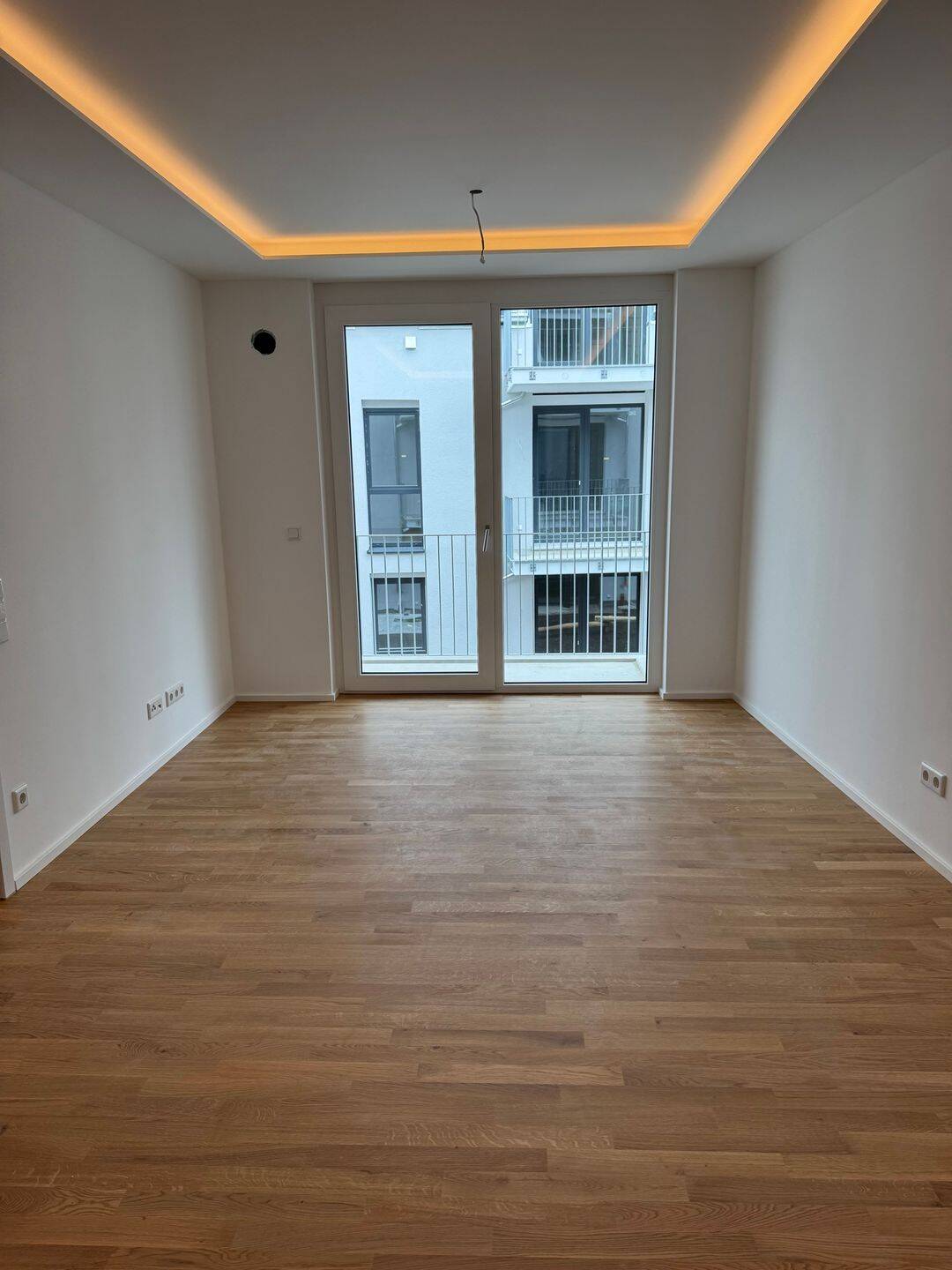 Attraktive 2-Zimmer-Neubau-Wohnung am Flughafen München, 85445 Oberding
