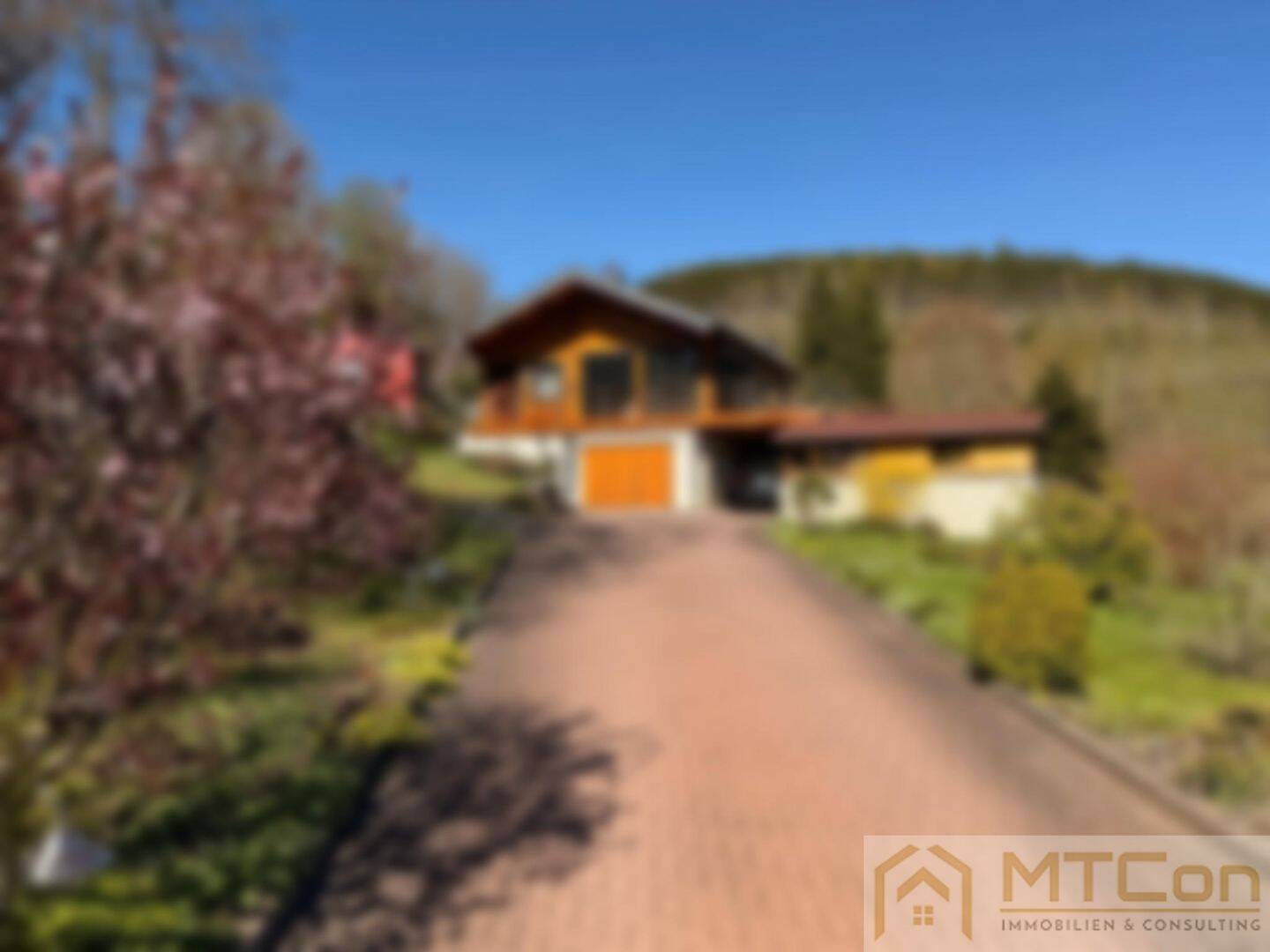 +DISKRETE VERMARKTUNG+ Schönes EFH mit Traumblick + Garage + Carport + Bungalow in Manebach, 98693 Ilmenau