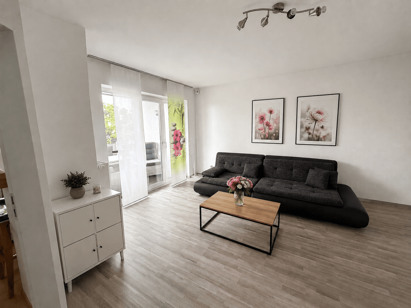Attraktive 3-Zimmer-Maisonettewohnung in ruhiger Feldrandlage, 60437 Frankfurt am Main