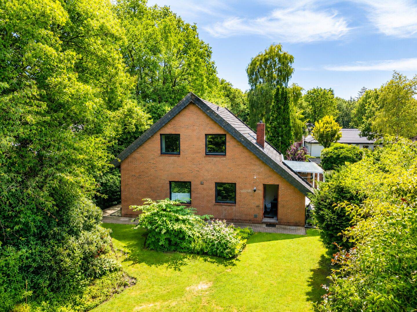 Großzügiges Einfamilienhaus auf 1.132 m² Grundstück – gepflegt, vielseitig und naturnah, 26446 Friedeburg