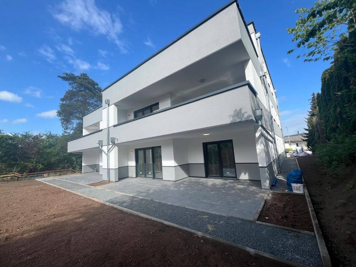 Attraktive Erdgeschosswohnung mit schöner Terrasse in Püttlingen zu vermieten, 66346 Püttlingen