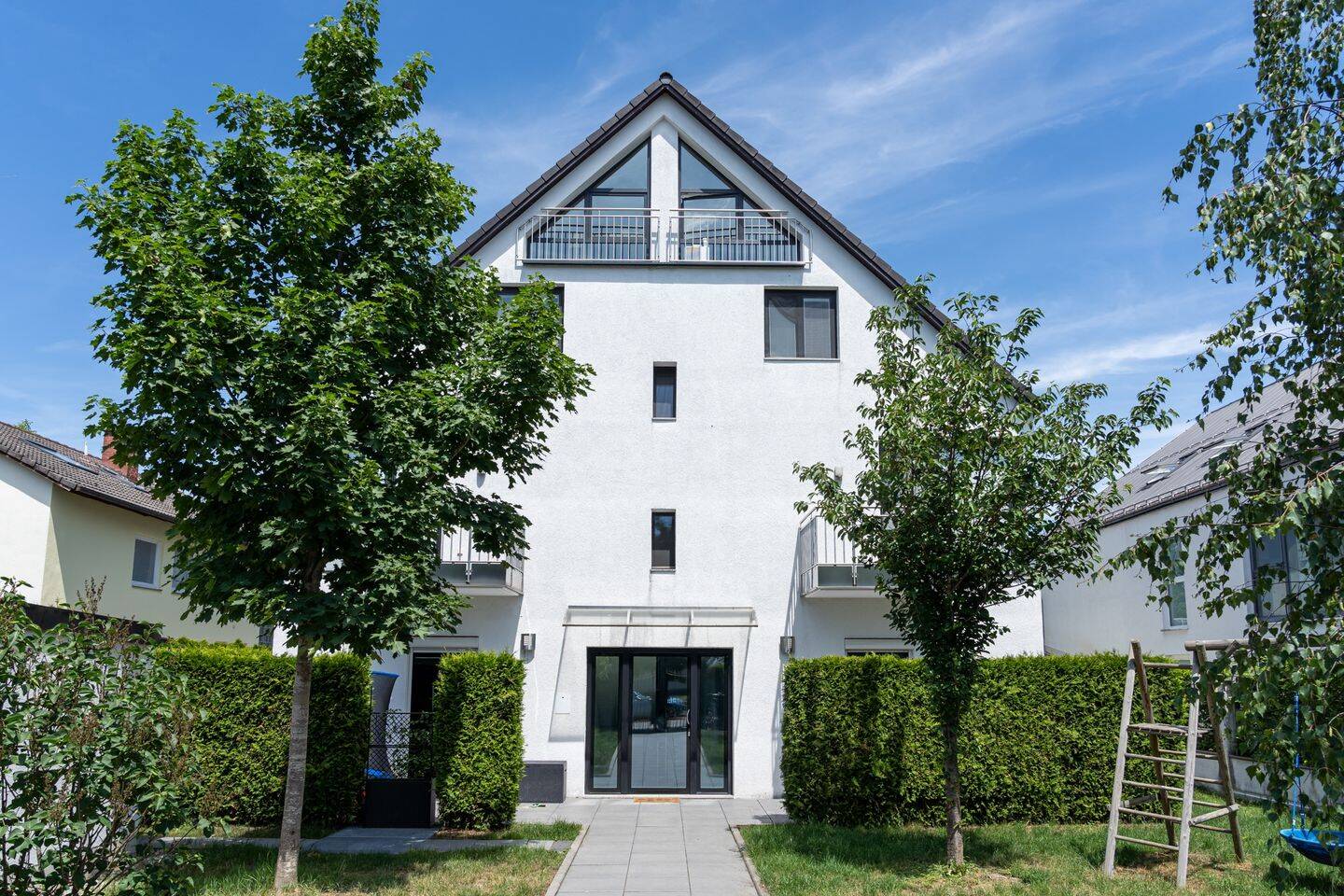 Haus-im-Haus-Gefühl – Waldtrudering: **2 Zimmer mit Hobbyraum & Garten auf 2 Ebenen**, 81827 München (Ramersdorf-Perlach Trudering-Riem)