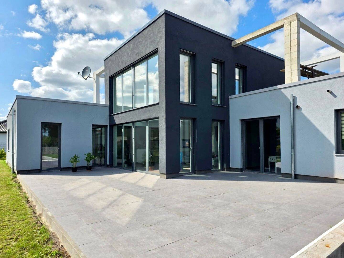 Lassen Sie Ihre Wohn(t)räume Realität werden – Highend Neubau-Villa auf großem Grundstück!, 39288 Burg