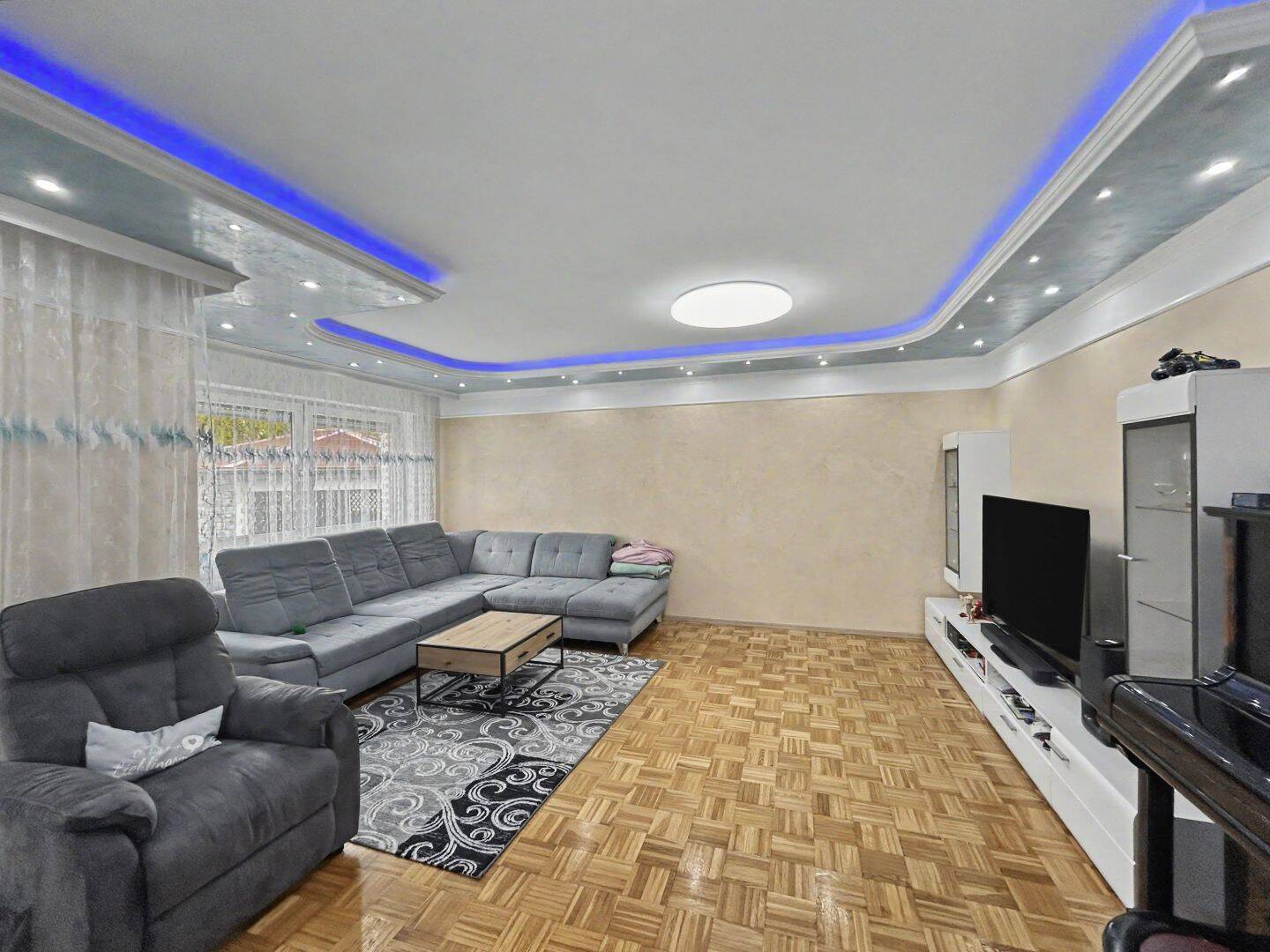 Attraktives Reiheneckhaus mit Wintergarten in Ingolstadt-Nordost, 85055 Ingolstadt