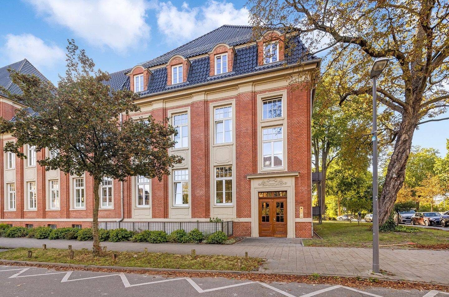 Quartier 21 – 5 Zimmer voller Charakter, 22307 Hamburg (Hamburg-Nord Barmbek-Nord)
