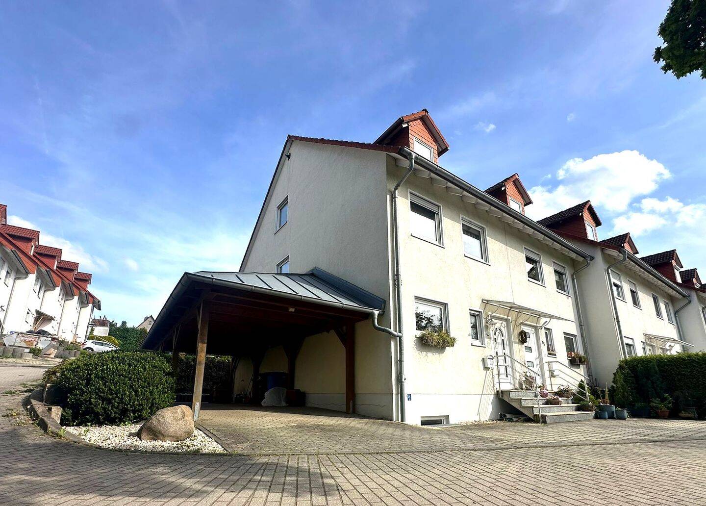 Geräumiges Familienhaus mit Terrasse in Weißenfels, 6667 Weißenfels