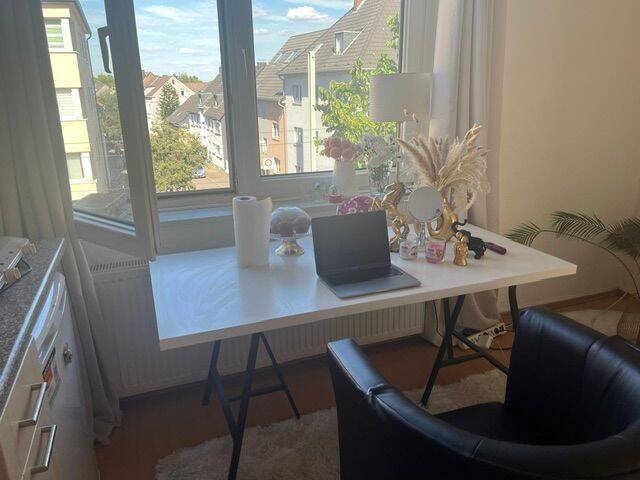 Möbliertes Appartement von Privat am Schloßpark, 45355 Essen (Bergeborbeck Bochold Borbeck-Mitte)