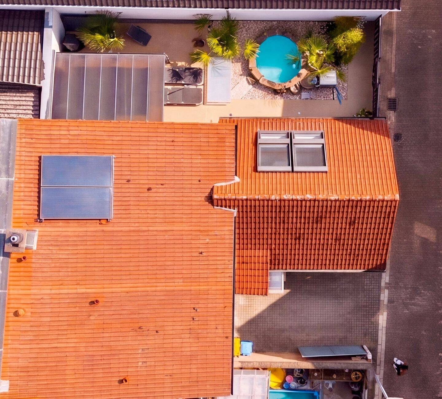 Wohnkomfort auf höchstem Niveau – Traumhaus mit Pool, Sauna und Solarthermie-Anlage, 67067 Ludwigshafen am Rhein (Gartenstadt Maudach Rheingönheim)