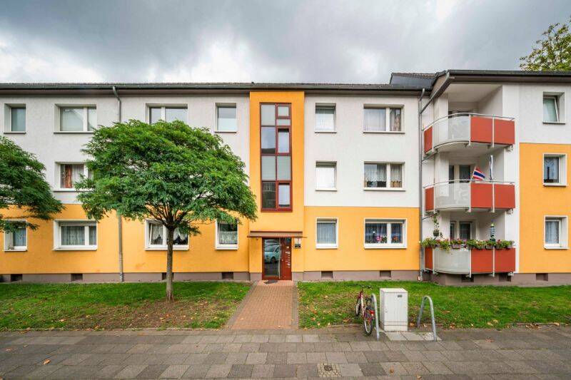 schöne modernisierte Wohnung, 47166 Duisburg