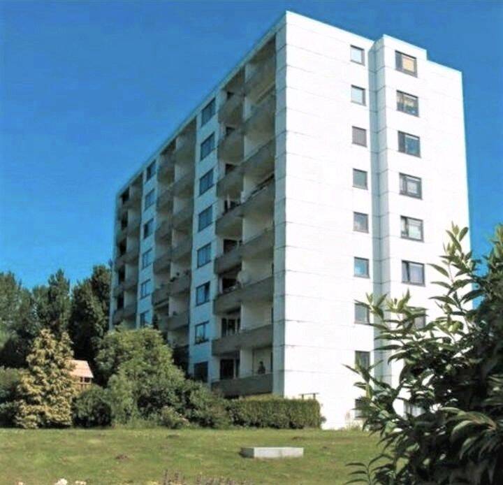 Praktisch geschnittene Familienwohnung mit Weitblick, 22869 Schenefeld