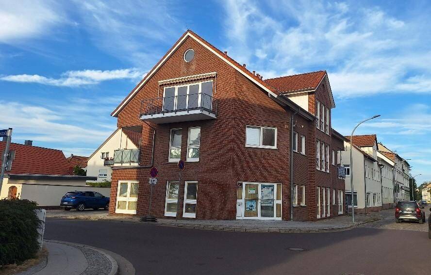 Moderne 2-Raumwohnung mit großzügigem Wohn-/Kochbereich in Burg (Sternstraße), 39288 Burg