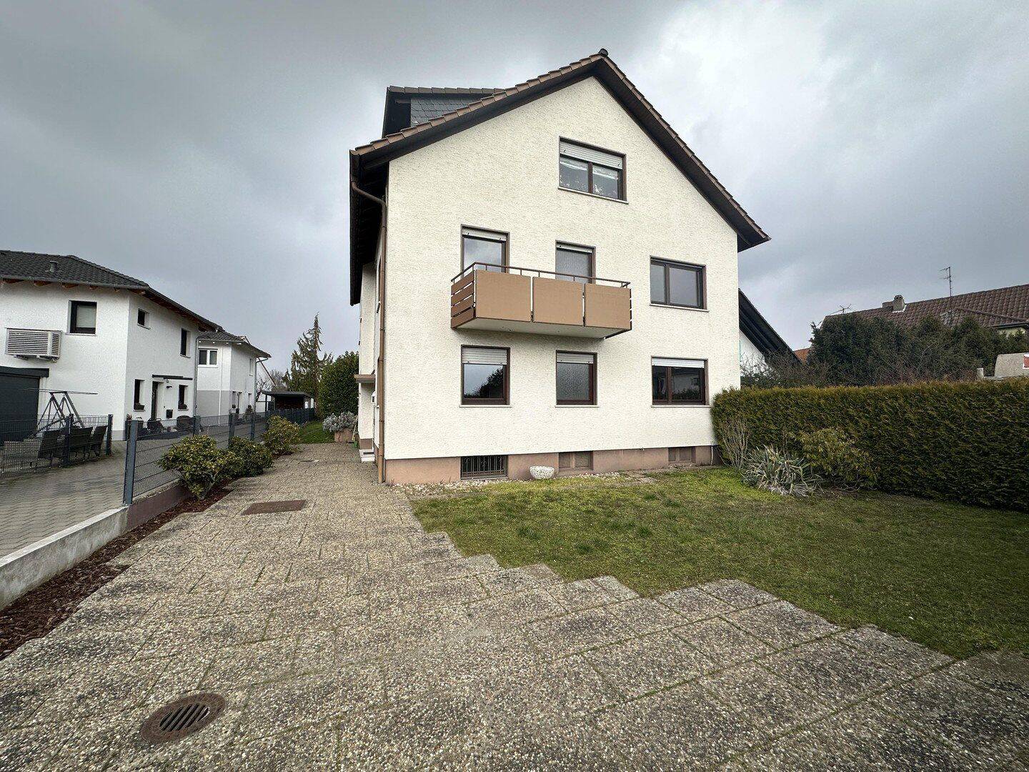 1 Zimmer Wohnung für Einzelperson mit Küche und Dusche, 63456 Hanau