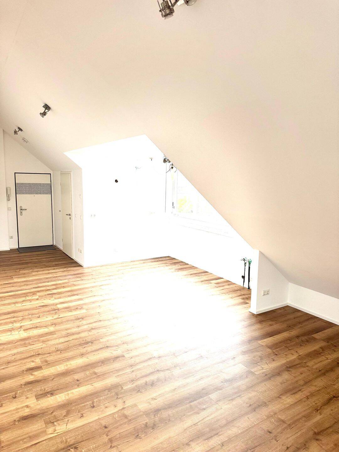 2 Zimmer Wohnung in Top Seelage, 78351 Bodman-Ludwigshafen