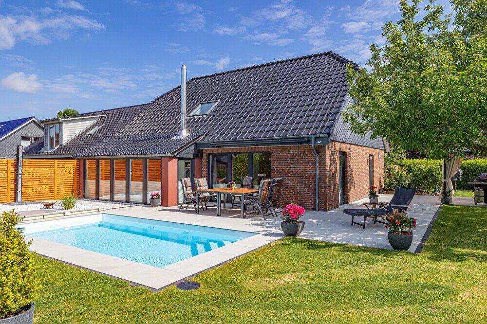 Modernes, kernsaniertes Einfamilienhaus mit Pool, Traumgarten und hochwertiger Ausstattung, 24217 Schönberg (Holstein)