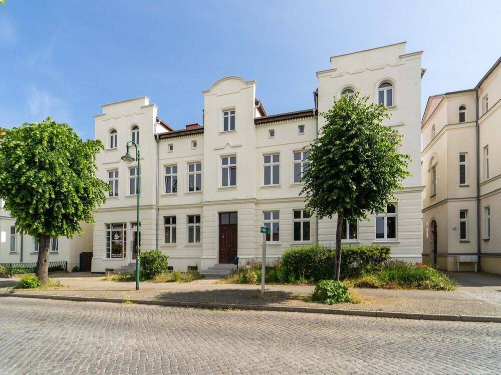 Leerstehendes Mehrfamilienhaus in Neustrelitz, 17235 Neustrelitz