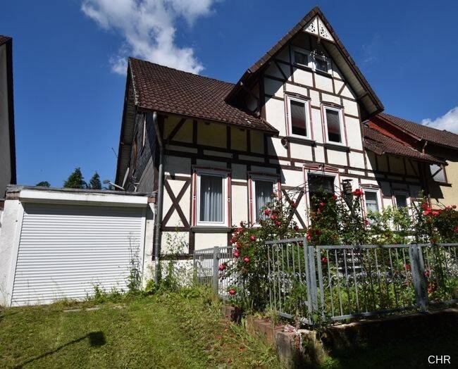 Grosszügiges Ein- / Zweifamilienhaus mit viel Potenzial in ruhiger Wohnlage von Bad Lauterberg, 37431 Bad Lauterberg im Harz