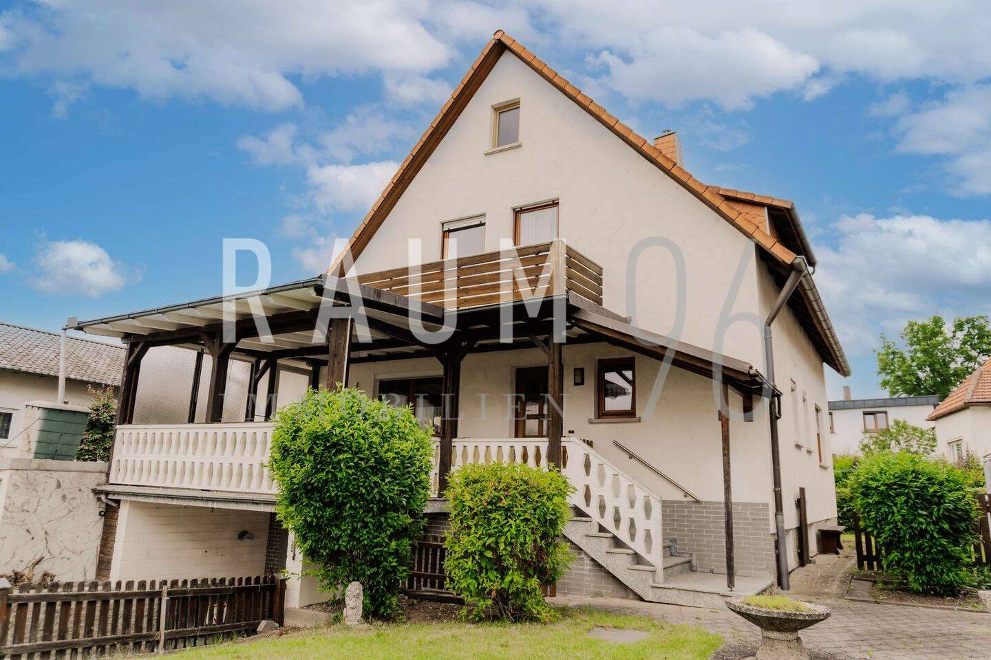 Ein Zuhause mit Weitblick – großzügiges Einfamilienhaus in ruhiger Wohnlage, 96215 Lichtenfels