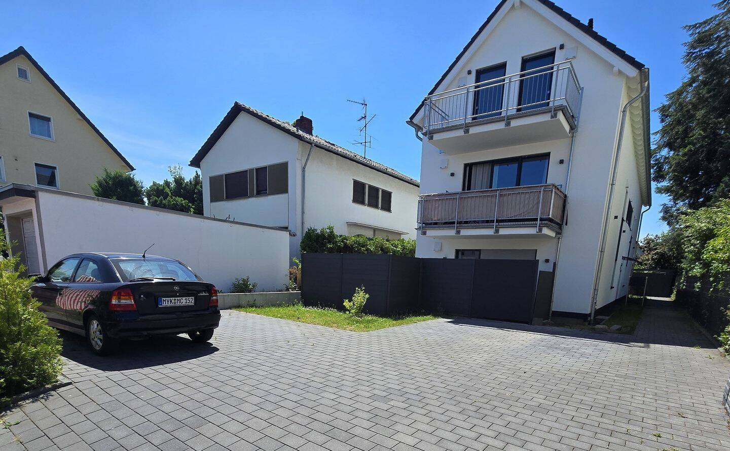 Möbelierte 2-Zimmer-Erdgeschoss Wohnung mit Garten in Bonn Ippendorf/ Nähe Uni Klinik / BKA, 53127 Bonn (Ippendorf Lengsdorf Poppelsdorf Venusberg)