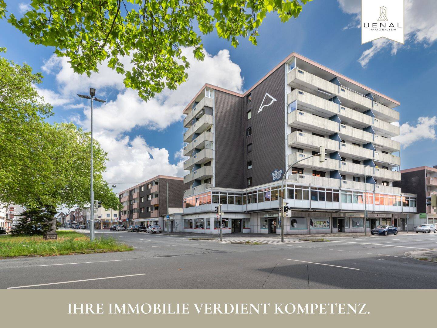 Wilhelmshaven: Zentrale 3-Zimmer-Wohnung mit Balkon, Aufzug und Keller in Heppens!, 26384 Wilhelmshaven (Heppens Heppenser Groden Innenhafen Innenstadt Neuende)