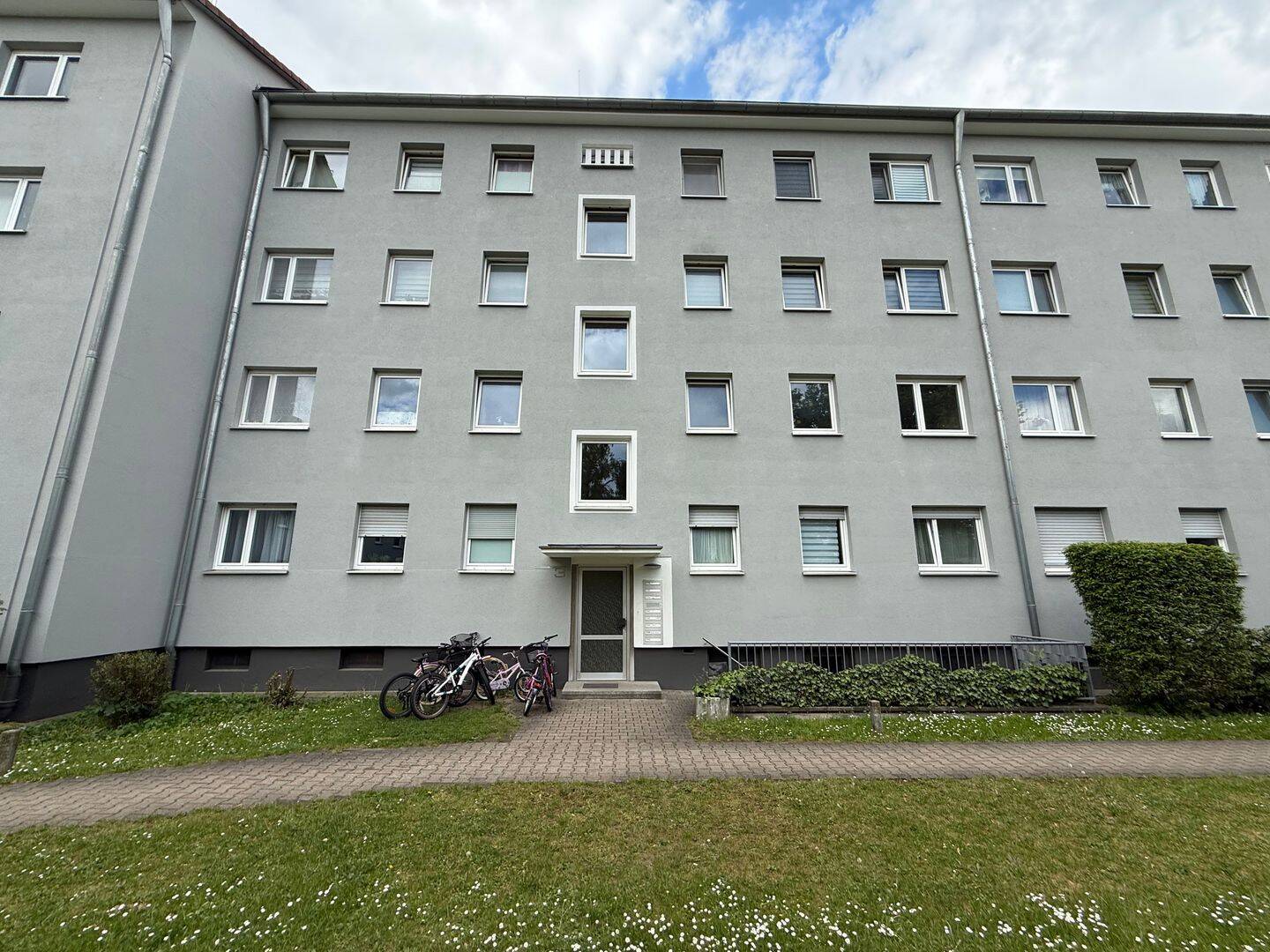 Nachlass / Gebotsverfahren: ETW in 90409 Nürnberg, Steigerwaldstraße 3, Leerstand / Balkon, 90409 Nürnberg (Großreuth h. d. Veste Gärten h. d. Veste Maxfeld Schoppershof)