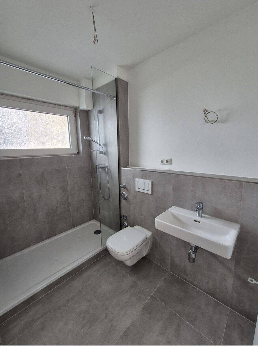 Erstbezug nach Luxussanierung – 1 Zimmer City Apartment mit Loggia und Stellplatz zu vermieten!, 23562 Lübeck (Sankt Jürgen)