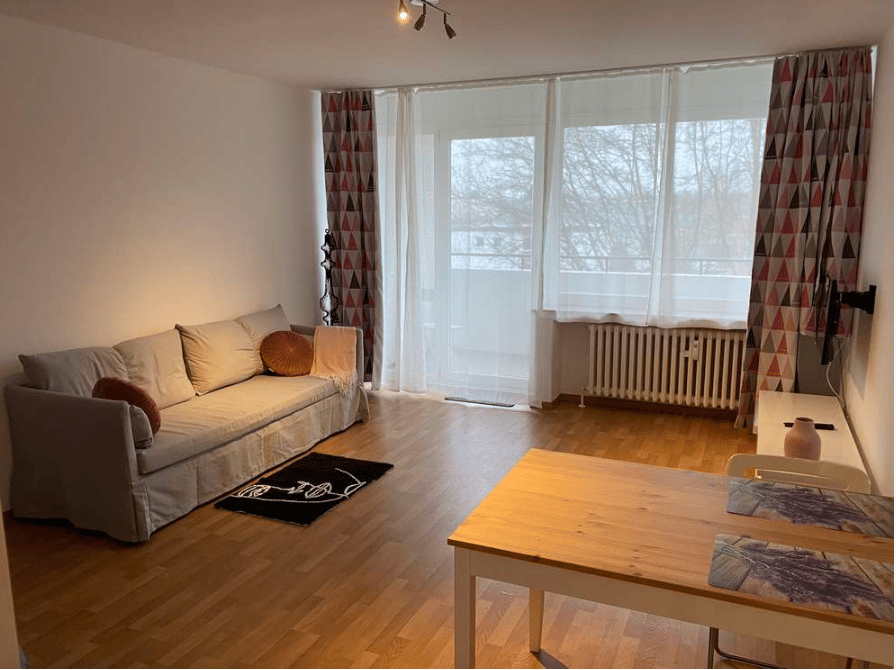 Sehr gepflegte helle und voll ausgestattete und bezugsfreie Wohnung, 38120 Braunschweig (Braunschweig Timmerlah Weststadt)