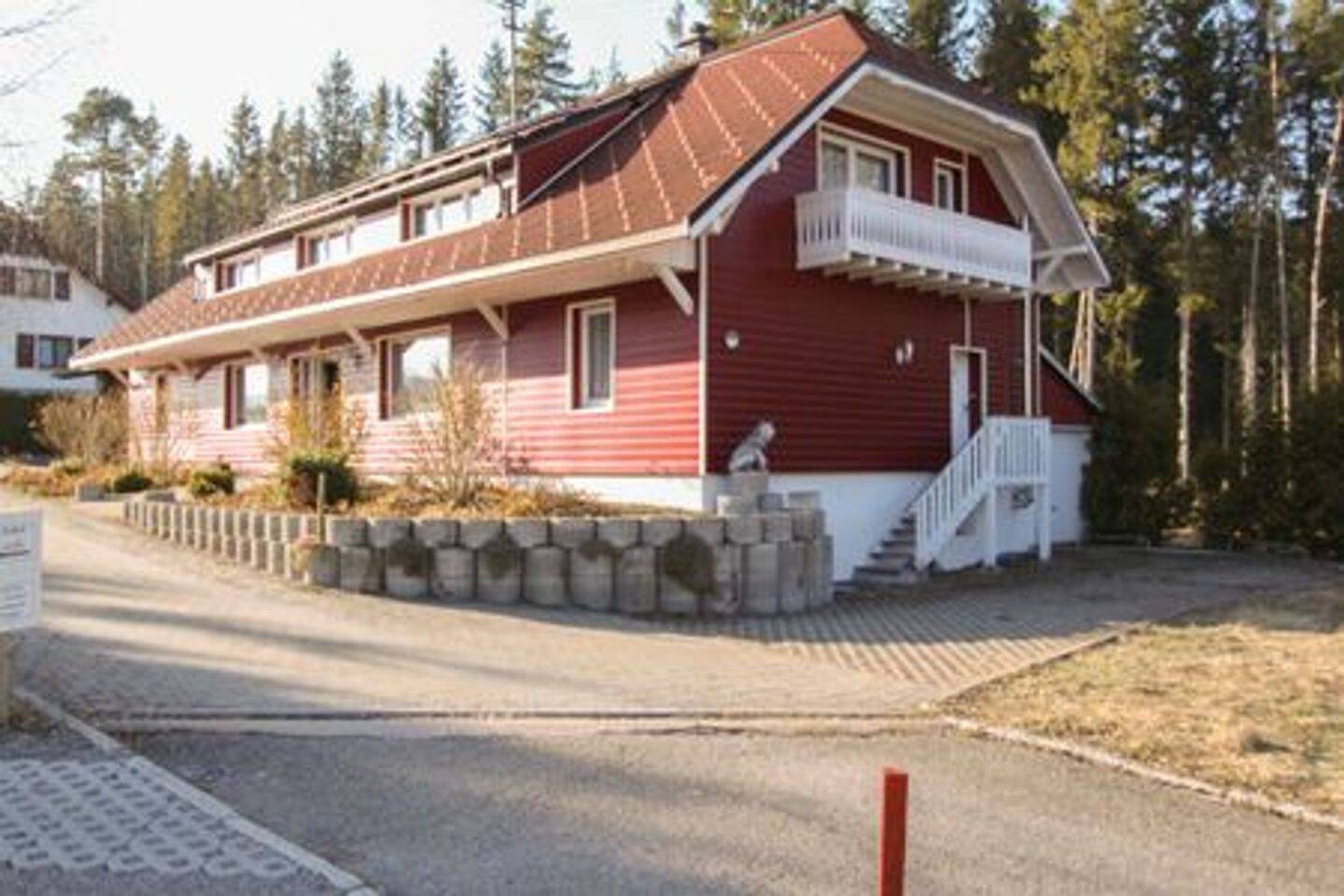EFH mit Einliegerwohnung; Viel Platz in See- und Waldnähe, ideal auch für (Ferien-) Vermietung, 79859 Schluchsee