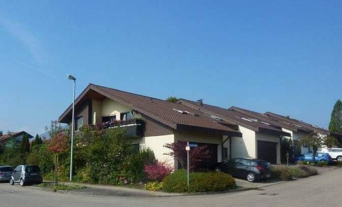 *** 2-Familienhaus mit zusätzlicher ELW auf Erbbaurecht ***, 73235 Weilheim an der Teck